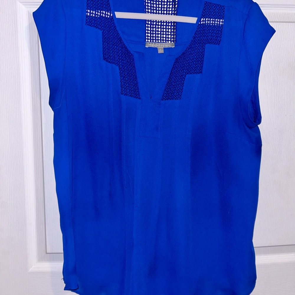 Daniel Rainn Estefany Lace Detail Split Neck Blouse XL Cobalt - Picture 3 of 5